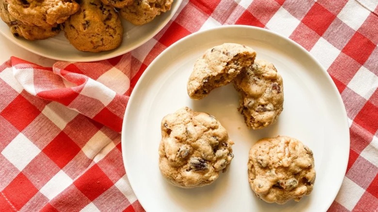 Hermit Cookies