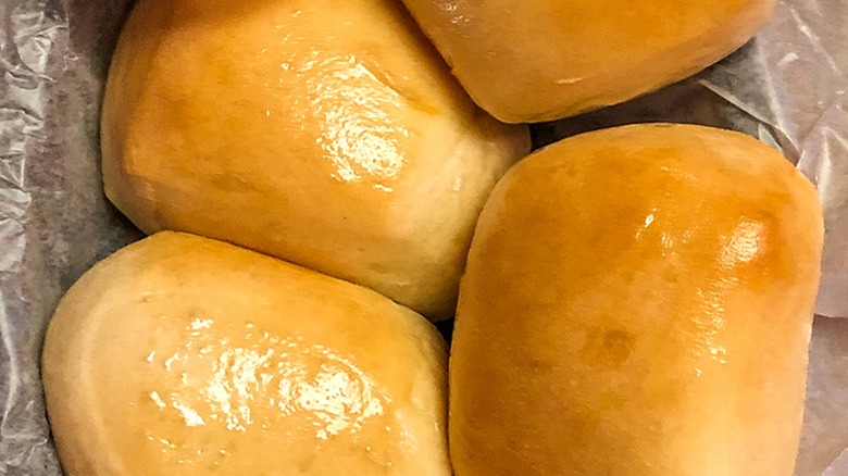 Texas Roadhouse rolls