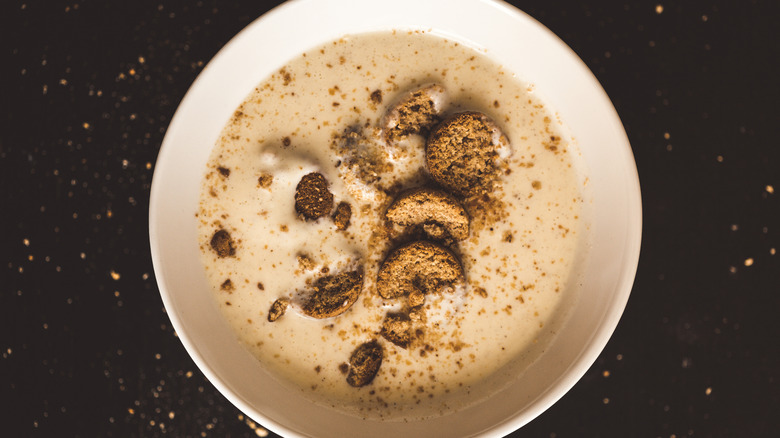 homemade koldskal with biscuits