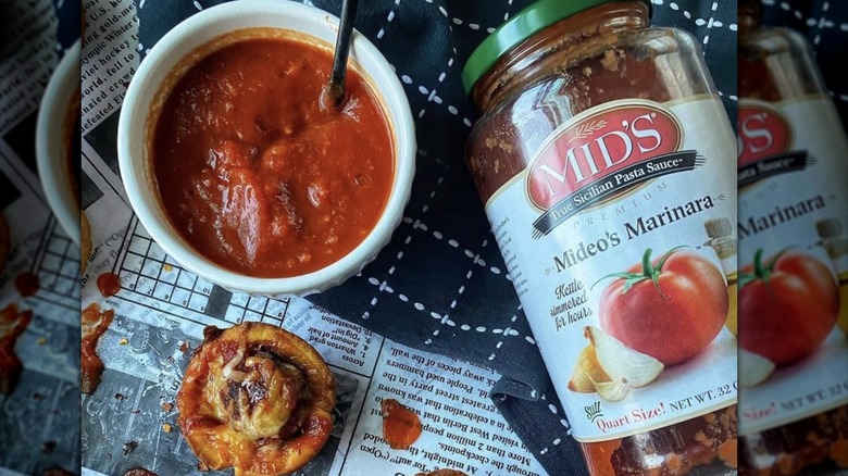 Mid's marinara sauce with newspaper background