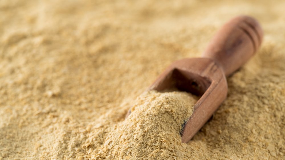 There are hundreds of varieties of yeast